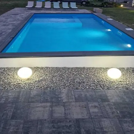 Holiday home Air-conditioned Homes, Summer Pool, Sauna *