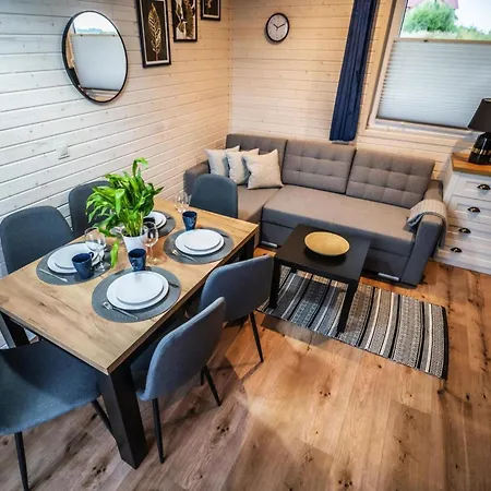 Air-conditioned Homes, Summer Pool, Sauna