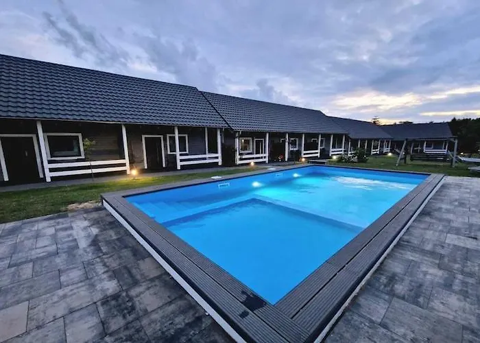 Air-conditioned Homes, Summer Pool, Sauna