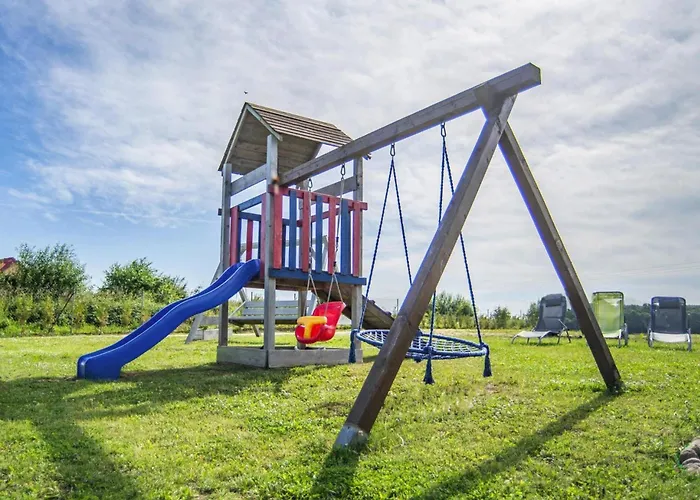 בית נופש Air-conditioned Homes, Summer Pool, Sauna